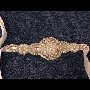 Handmade Embroidered Wedding Hairpiece/Belt